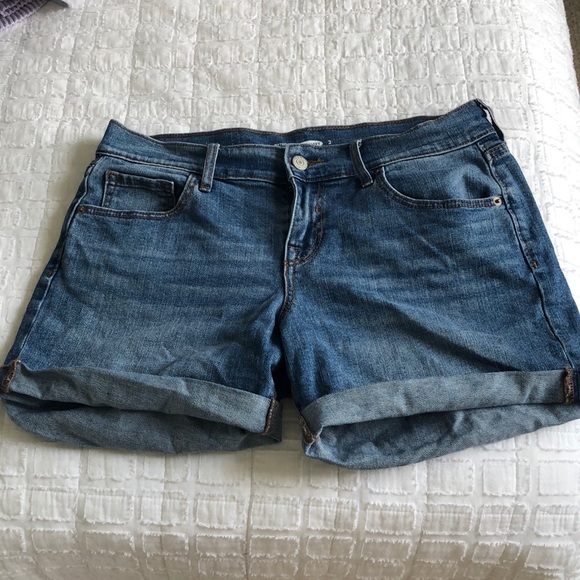 Boyfriend fit shorts - Picture 1 of 1